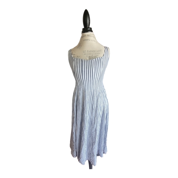 Anthropologie Dresses & Skirts - Anthropologie Maeve navy/white Striped Midi dress Size 2